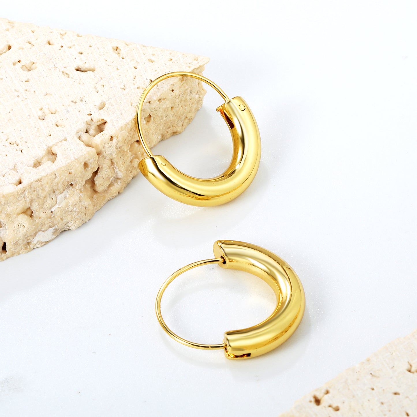 Chunky Semicircle Hoops