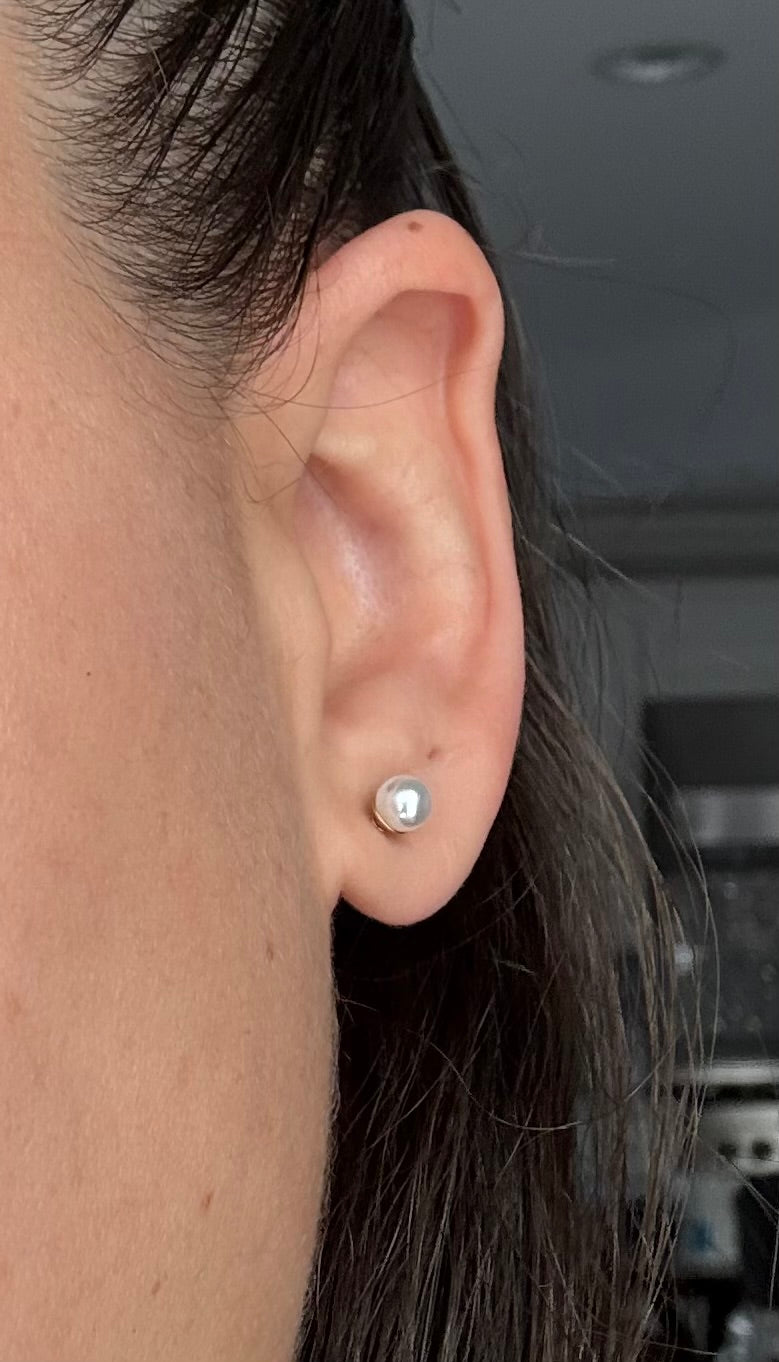Faux Pearl studs