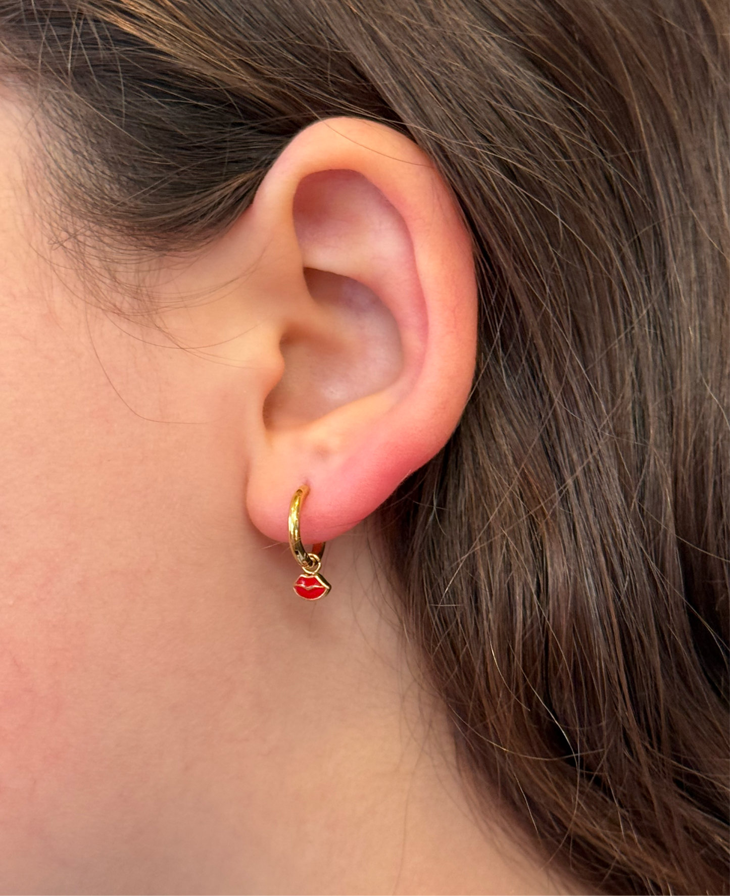 Kiss Charm Tiny Huggie Hoops