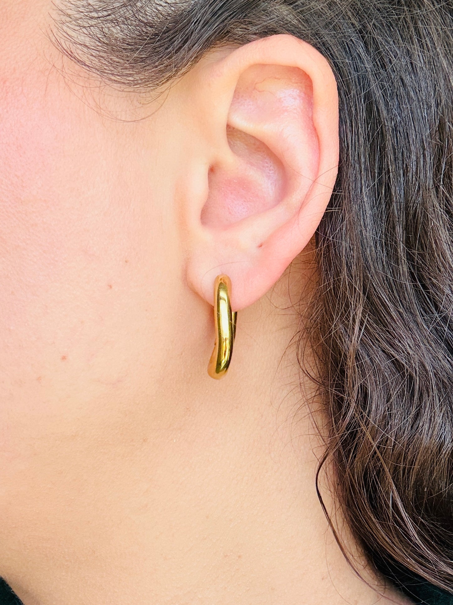 Twist Hoops