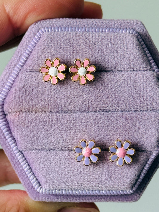 Daisy Studs